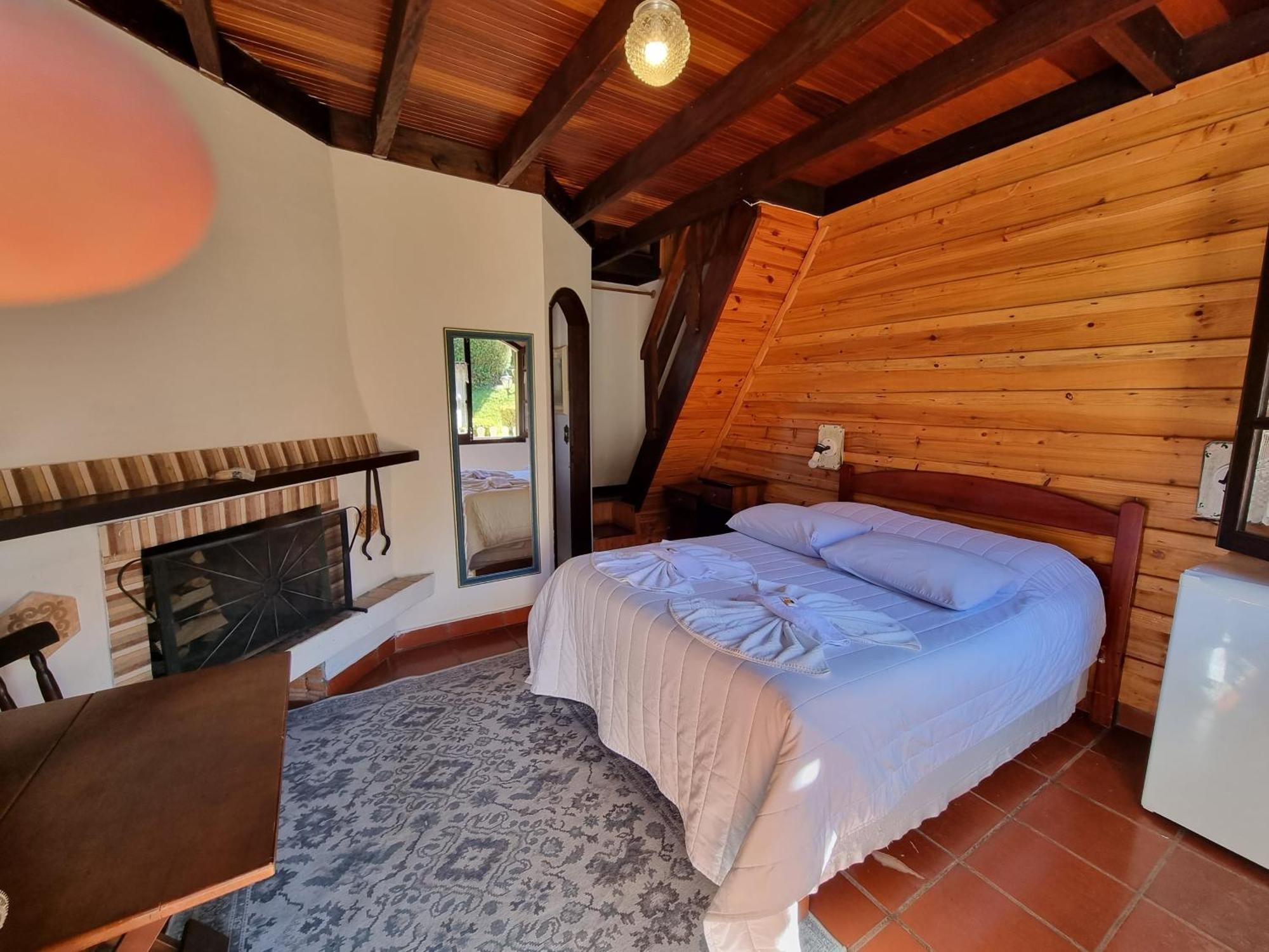 Hotel Pousada Boa Montanha Монті-Верді Екстер'єр фото